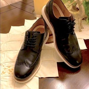 MENS COLE HAAN SIZE 11 US OXFORD STYLE SNEAKERS